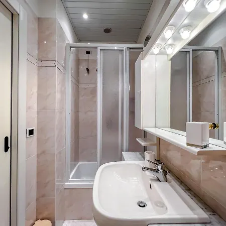 Comodo E Luminoso Monolocale Apartman