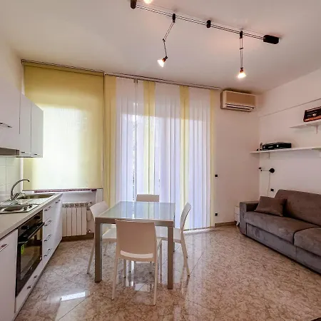 Apartment Comodo E Luminoso Monolocale *