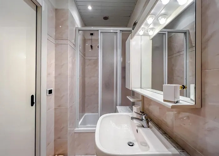 Comodo E Luminoso Monolocale Apartment